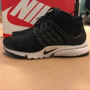 Nike Air Ultra Flyknit Prestos